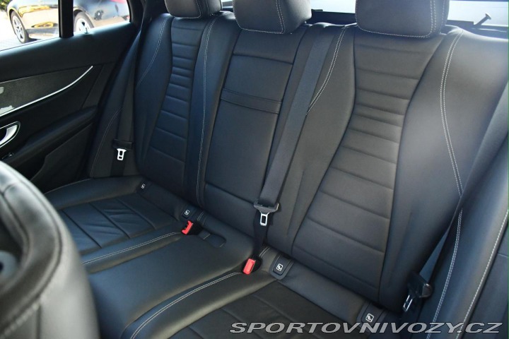 Mercedes-Benz E 400d 4M PANO S.CLOSE WEBA 2019