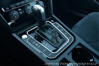 Volkswagen Arteon 2,0TSi R-LINE NAVI ČR 1.M 2020
