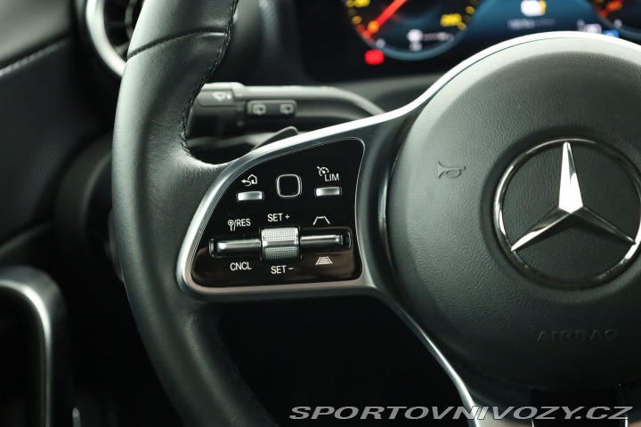 Mercedes-Benz A AMG Line A 250e 2023