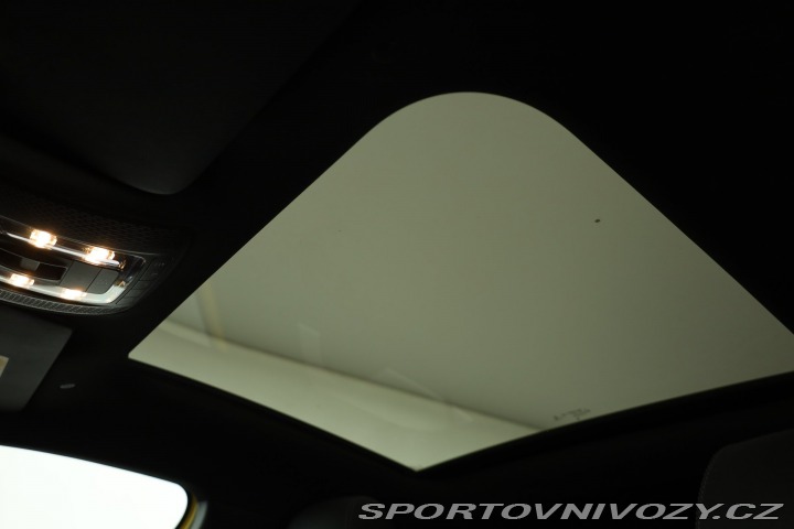 Mercedes-Benz A AMG Line A 250e 2023