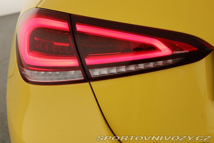 Mercedes-Benz A AMG Line A 250e 2023