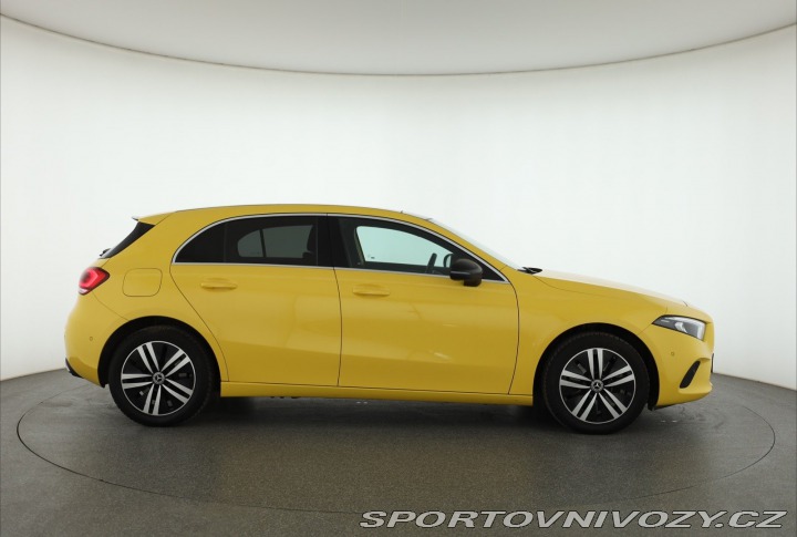 Mercedes-Benz A AMG Line A 250e 2023