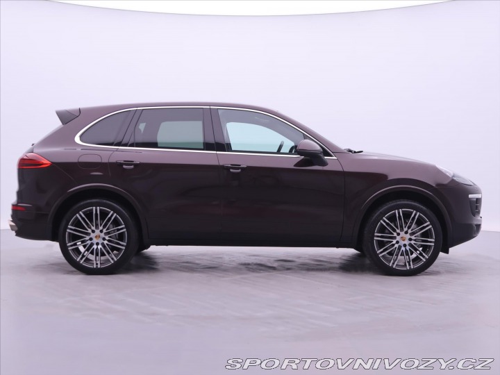 Porsche Cayenne 4,1 V8 283kW S Platinum D 2016