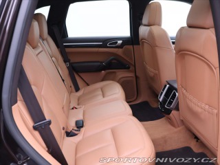 Porsche Cayenne 4,1 V8 283kW S Platinum D 2016