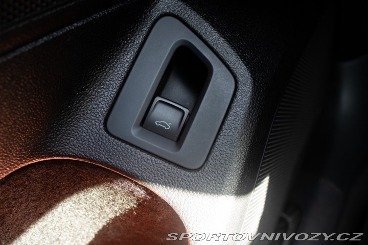 Volkswagen Ostatní modely Passat Variant Variant 2.0 BiTDI 240k B 2015