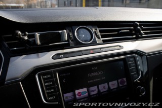 Volkswagen Ostatní modely Passat Variant Variant  2.0 BiTDI 240k B 2015
