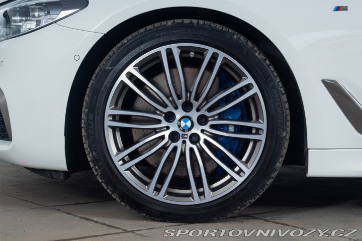 BMW 5 M550d xDrive 3.0 / 294kW 2018