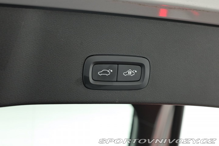 Volvo C40 Recharge Pure 2023