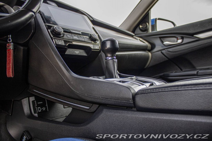 Honda Civic 1.5 DOHC VTEC Turbo Eleg 2017