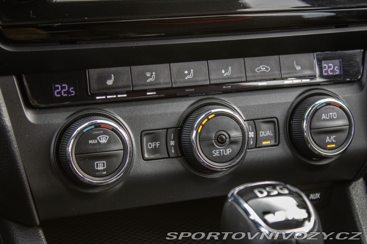 Škoda Octavia RS Combi  2.0 TDI DPF RS DSG 2014