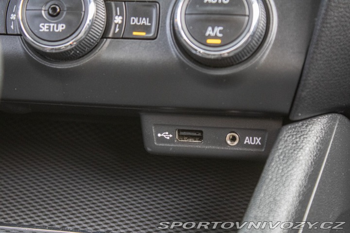 Škoda Octavia RS Combi 2.0 TDI DPF RS DSG 2014