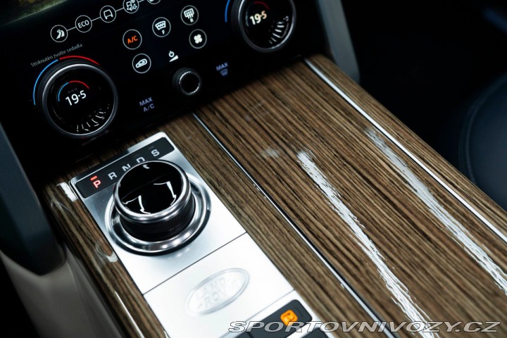 Ostatní značky Ostatní modely Land Rover Range Rover P400e Plug-in Hybrid SV A 1800