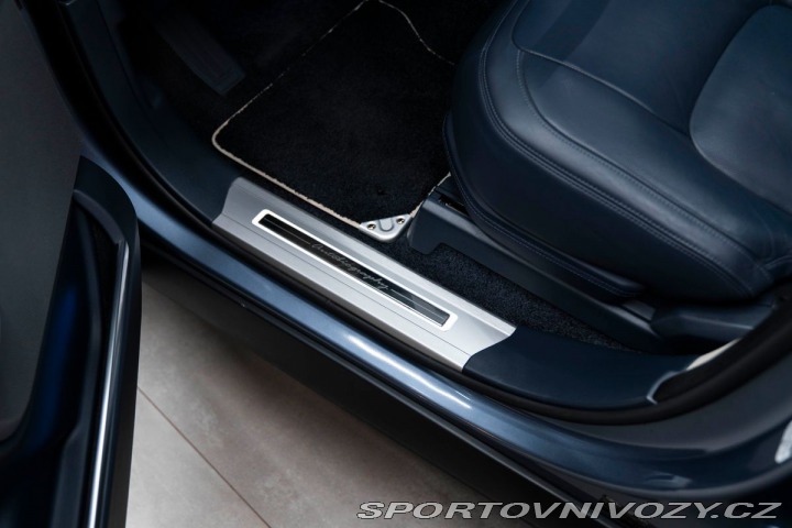 Ostatní značky Ostatní modely Land Rover Range Rover P400e Plug-in Hybrid SV A 1800