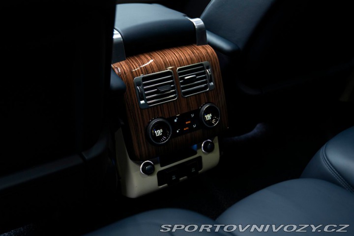Ostatní značky Ostatní modely Land Rover Range Rover P400e Plug-in Hybrid SV A 1800