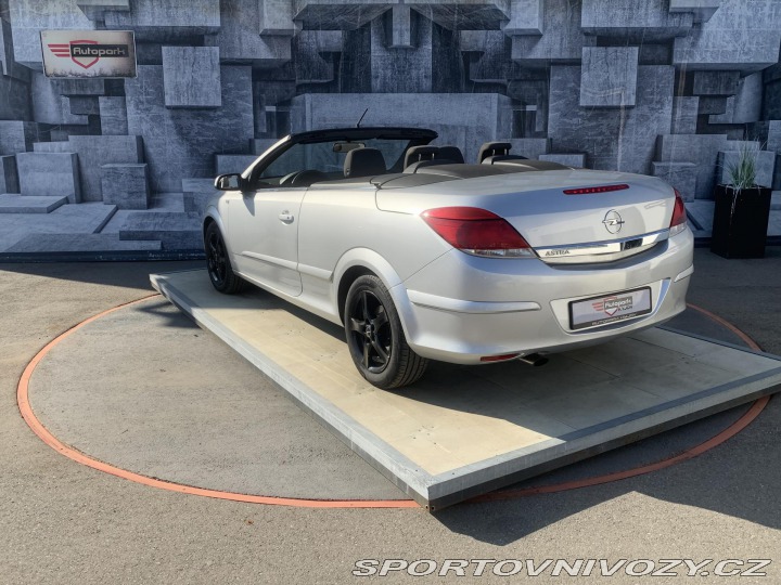 Opel Astra 1.6i, 85KW, KABRIOLET 2008