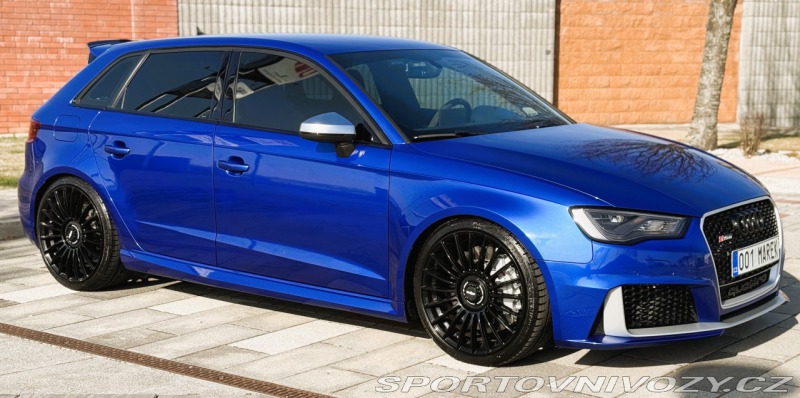 Audi RS3 8V PFL Sportback 2.5 TFSI