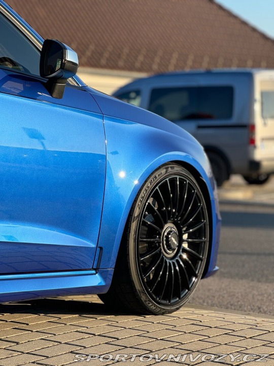 Audi RS3 8V PFL Sportback 2.5 TFSI 2015