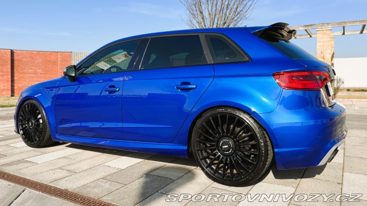 Audi RS3 8V PFL Sportback 2.5 TFSI 2015
