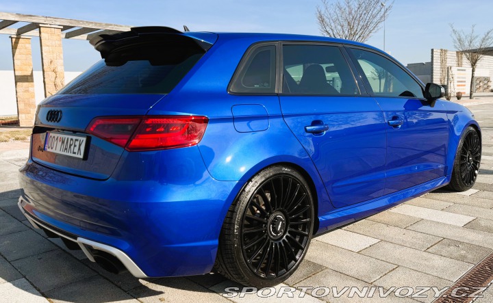 Audi RS3 8V PFL Sportback 2.5 TFSI 2015
