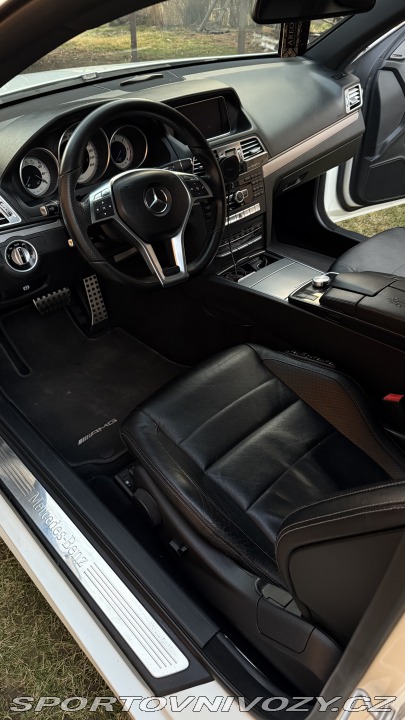 Mercedes-Benz E C207 2013