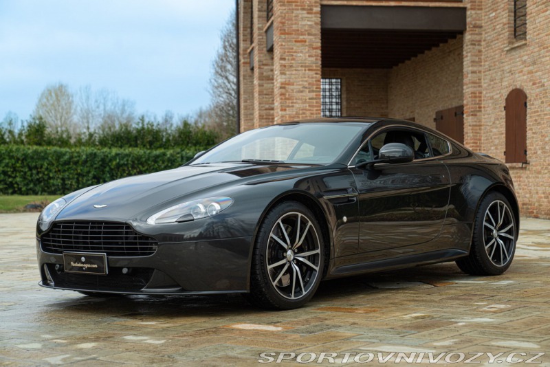 Aston Martin Vantage S