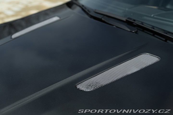 Aston Martin Vantage S 2013