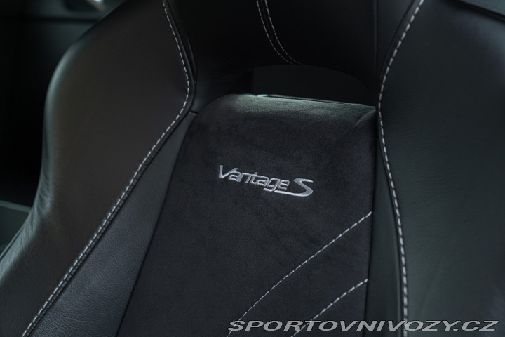 Aston Martin Vantage S 2013
