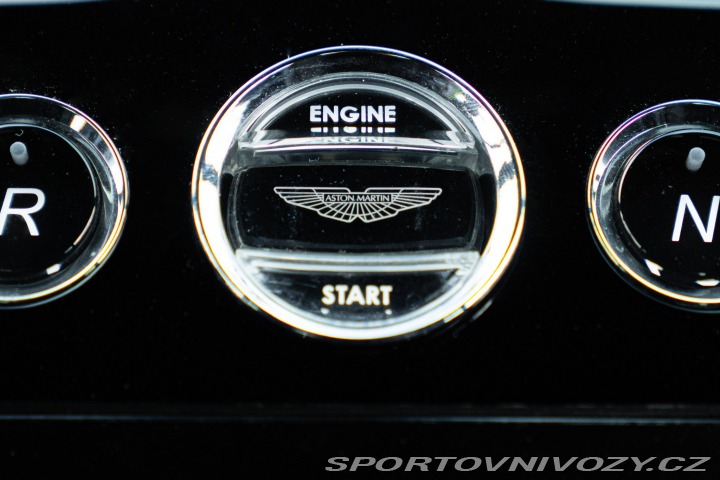 Aston Martin Vantage S 2013