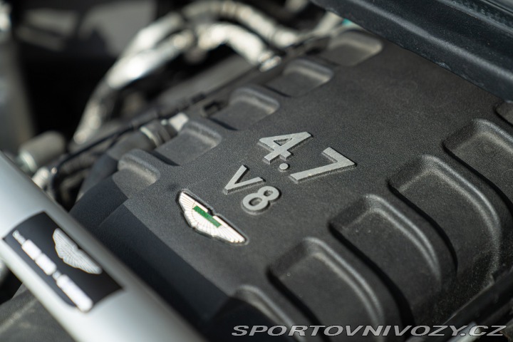 Aston Martin Vantage S 2013