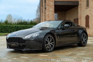 Aston Martin Vantage S 2013