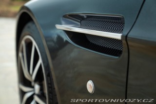 Aston Martin Vantage S 2013