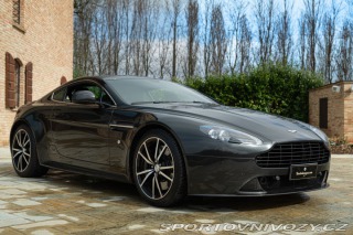 Aston Martin Vantage S 2013