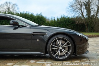 Aston Martin Vantage S 2013