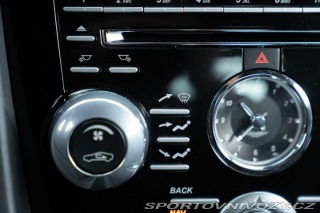 Aston Martin Vantage S 2013