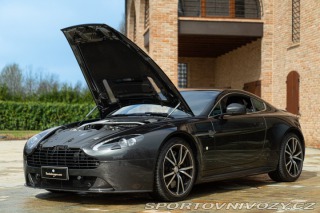 Aston Martin Vantage S 2013