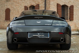 Aston Martin Vantage S 2013
