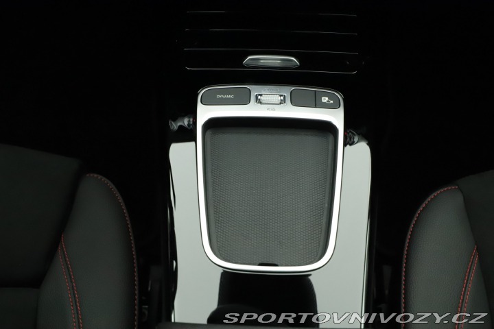 Mercedes-Benz CLA AMG 180 2024