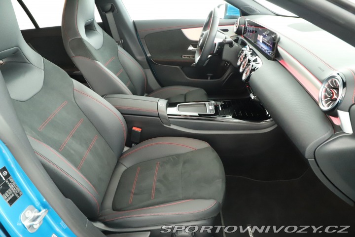 Mercedes-Benz CLA AMG 180 2024