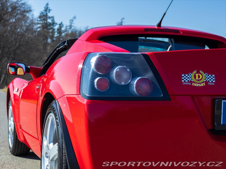 Opel Speedster 2,2 16V 2002