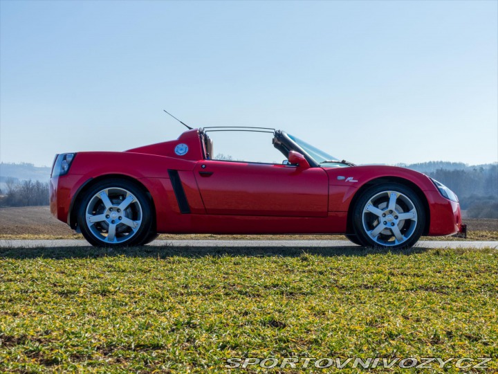 Opel Speedster 2,2 16V 2002
