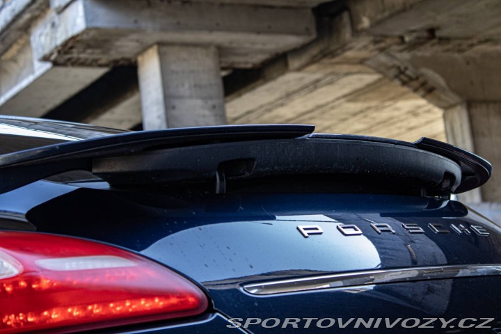 Porsche Panamera Turbo S 4.8 PDK 2012
