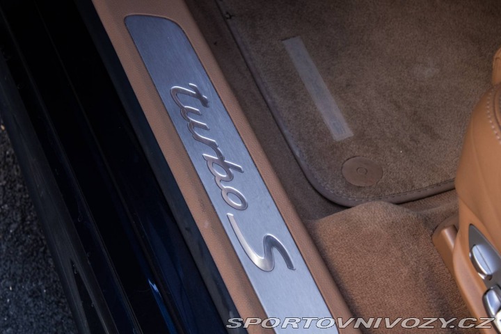 Porsche Panamera Turbo S 4.8 PDK 2012