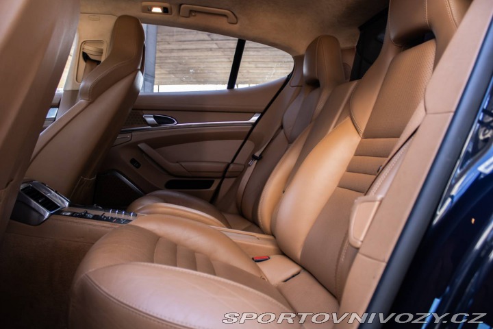 Porsche Panamera Turbo S 4.8 PDK 2012