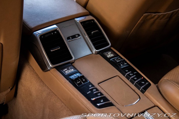 Porsche Panamera Turbo S 4.8 PDK 2012