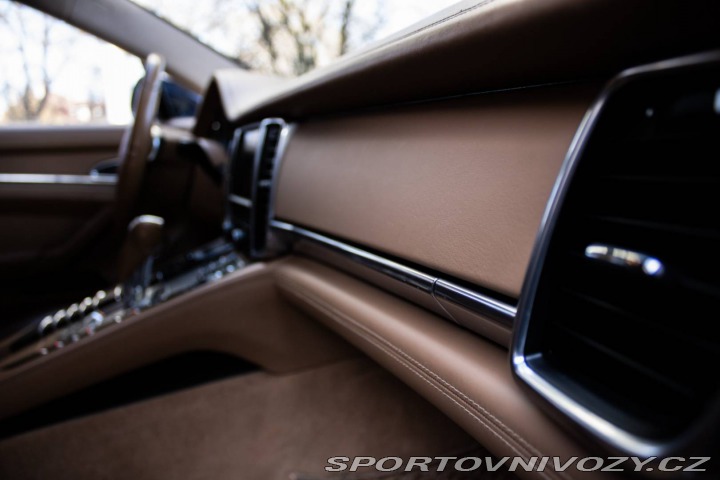 Porsche Panamera Turbo S 4.8 PDK 2012