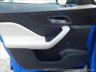Jaguar F-Pace 5,0 SVR, 550HP,1.Maj,ČR,D 2020