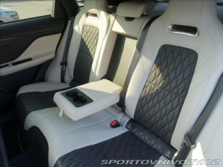 Jaguar F-Pace 5,0 SVR, 550HP,1.Maj,ČR,D 2020