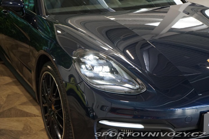 Porsche Panamera 4 PDLS PDCC Chrono Záruka 2022