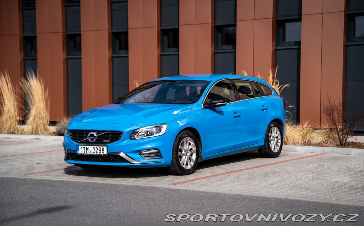 Volvo V60 D4 R-Design, odpočet DPH! 2015