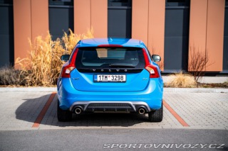 Volvo V60 D4 R-Design, odpočet DPH! 2015
